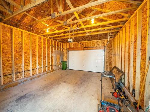 11571 80 Avenue, Edmonton, AB - Indoor Photo Showing Garage