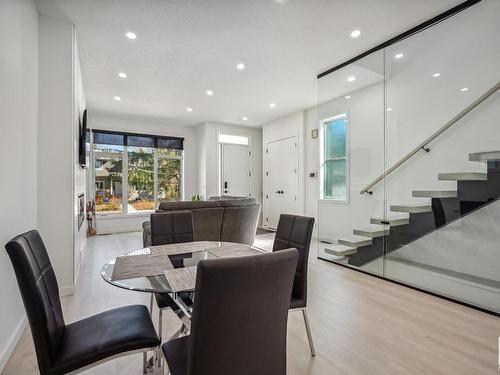 11571 80 Avenue, Edmonton, AB - Indoor Photo Showing Dining Room