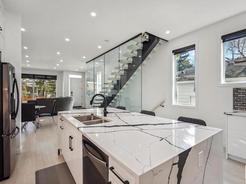 11571 80 Avenue, Edmonton, AB - Indoor Photo Showing Kitchen With Stainless Steel Kitchen With Double Sink With Upgraded Kitchen