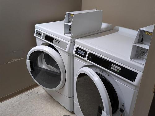Edmonton, AB - Indoor Photo Showing Laundry Room