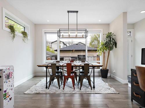 10917 79 Avenue, Edmonton, AB - Indoor Photo Showing Dining Room