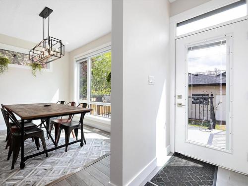 10917 79 Avenue, Edmonton, AB - Indoor Photo Showing Dining Room