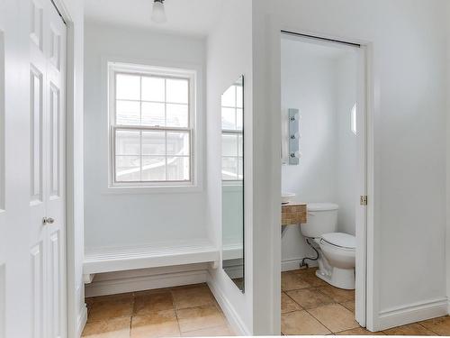 11619 Saskatchewan Drive, Edmonton, AB - Indoor Photo Showing Bathroom