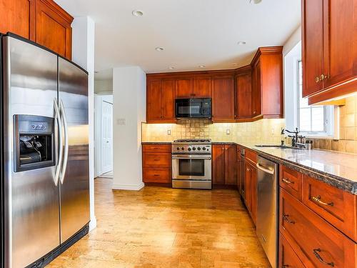 11619 Saskatchewan Drive, Edmonton, AB - Indoor Photo Showing Kitchen