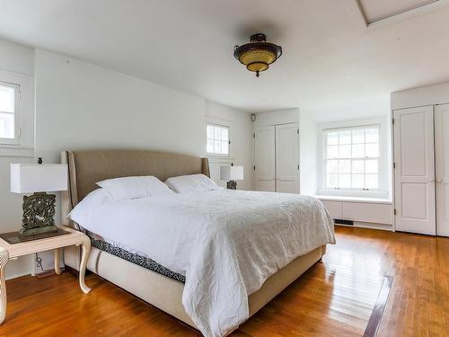 11619 Saskatchewan Drive, Edmonton, AB - Indoor Photo Showing Bedroom