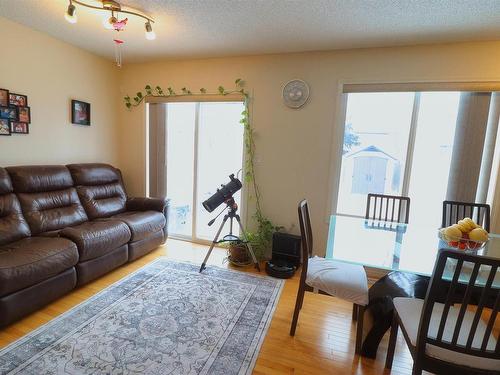 2311 Lemieux Place, Edmonton, AB - Indoor Photo Showing Living Room