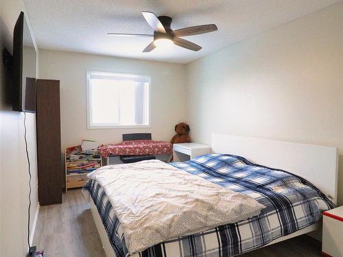 2311 Lemieux Place, Edmonton, AB - Indoor Photo Showing Bedroom