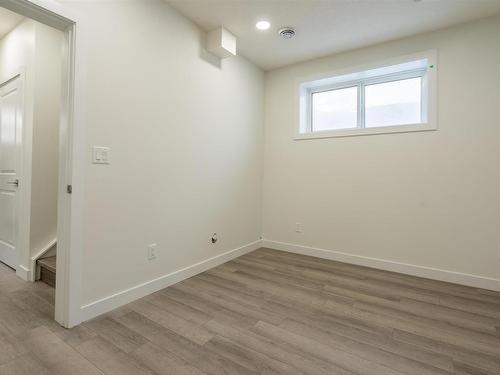 10446 142 Street, Edmonton, AB - Indoor Photo Showing Other Room