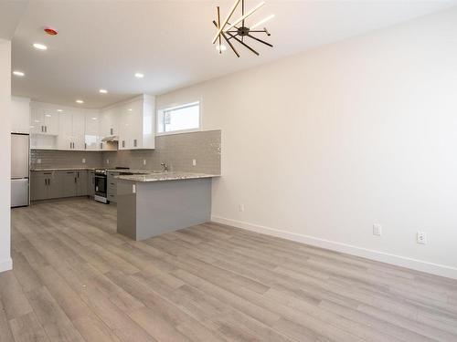 10446 142 Street, Edmonton, AB - Indoor Photo Showing Kitchen