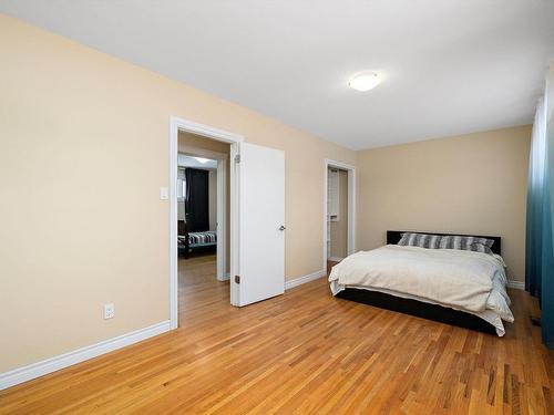 9110 156 Street, Edmonton, AB - Indoor Photo Showing Bedroom