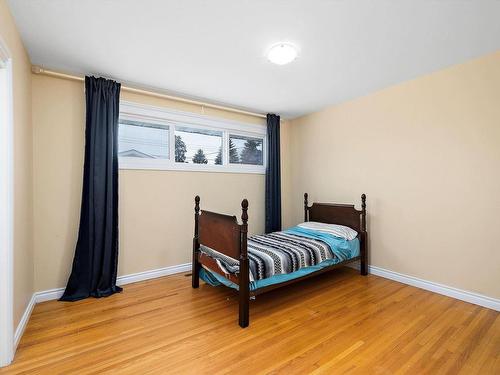 9110 156 Street, Edmonton, AB - Indoor Photo Showing Bedroom