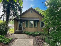 11037 85 Avenue  Edmonton, AB T6G 0W5