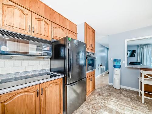 13228 68 Street, Edmonton, AB - Indoor Photo Showing Kitchen