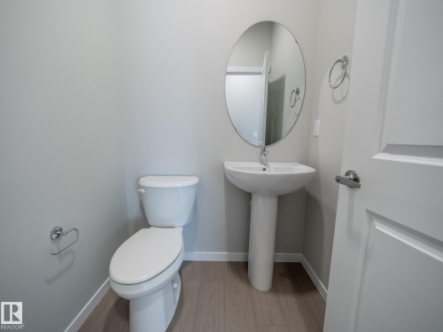 17674 69 A Street, Edmonton, AB - Indoor Photo Showing Bathroom