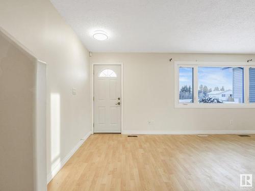 141 Homestead Crescent, Edmonton, AB - Indoor Photo Showing Other Room