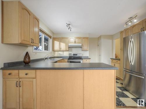 141 Homestead Crescent, Edmonton, AB - Indoor Photo Showing Kitchen