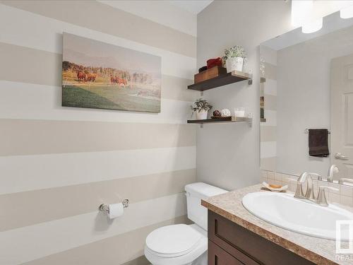 54 1150 Windermere Way, Edmonton, AB - Indoor Photo Showing Bathroom