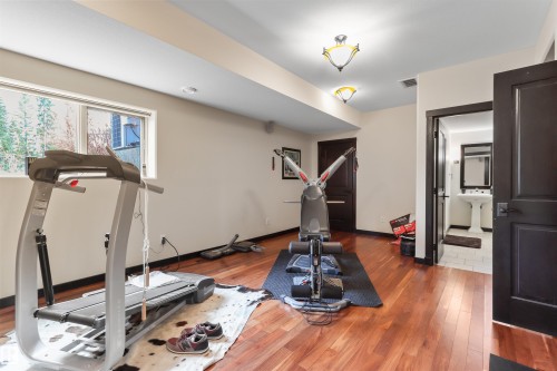 51425 Rge Rd 80, Rural Parkland County, AB - Indoor Photo Showing Gym Room