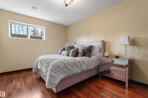 51425 Rge Rd 80, Rural Parkland County, AB - Indoor Photo Showing Bedroom
