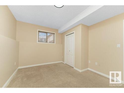 2423 35 Av Nw, Edmonton, AB - Indoor Photo Showing Other Room