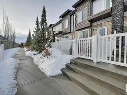 33 2215 24 Street  Edmonton, AB T6T 1A6