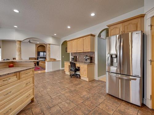 14028 134 Street, Edmonton, AB - Indoor Photo Showing Kitchen