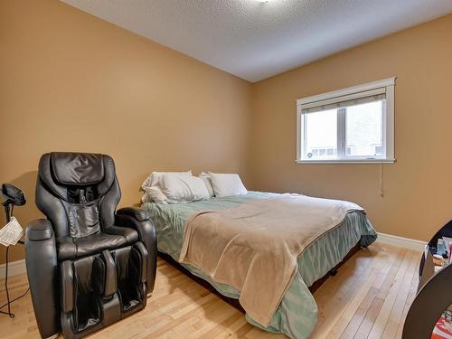 14028 134 Street, Edmonton, AB - Indoor Photo Showing Bedroom