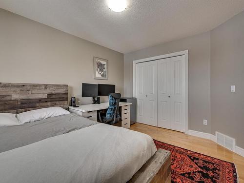 14028 134 Street, Edmonton, AB - Indoor Photo Showing Bedroom