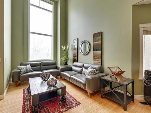 14028 134 Street, Edmonton, AB - Indoor Photo Showing Living Room