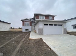 5413 60 Avenue  Vegreville, AB T9C 1J4