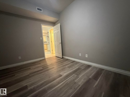 304 9803 96A Street, Edmonton, AB - Indoor Photo Showing Other Room