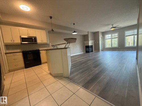 304 9803 96A Street, Edmonton, AB - Indoor Photo Showing Kitchen