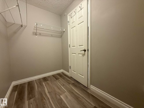 304 9803 96A Street, Edmonton, AB - Indoor