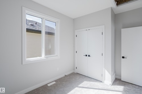 147 Caledonia Drive, Leduc, AB - Indoor Photo Showing Other Room