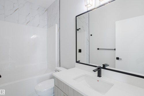 147 Caledonia Drive, Leduc, AB - Indoor Photo Showing Bathroom