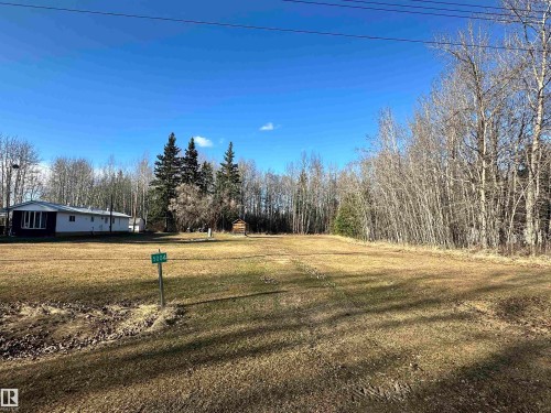 5004 51 Avenue, Fawcett, AB 