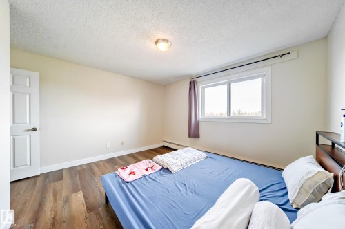 404 10624 123 Street, Edmonton, AB - Indoor Photo Showing Bedroom