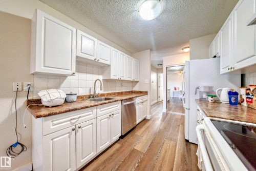 404 10624 123 Street, Edmonton, AB - Indoor Photo Showing Kitchen