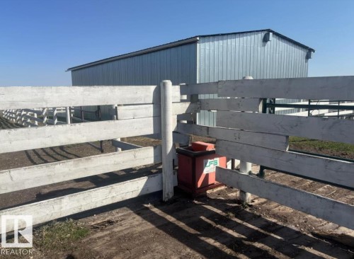 49229 Range Rd 263, Rural Leduc County, AB - Outdoor