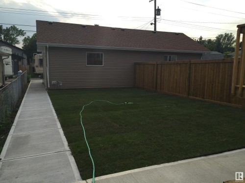 12224 88 Street Nw, Edmonton, AB - Outdoor