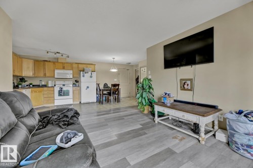 344 2096 Blackmud Creek Drive, Edmonton, AB - Indoor