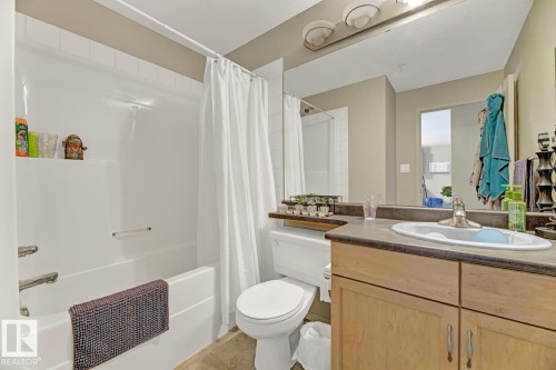 344 2096 Blackmud Creek Drive, Edmonton, AB - Indoor Photo Showing Bathroom