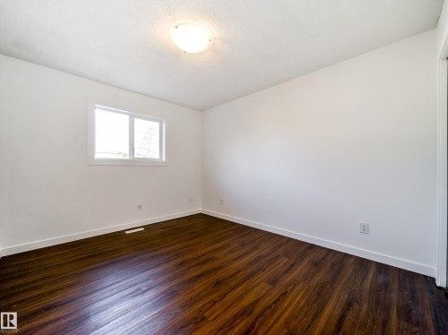 11721 80 Street, Edmonton, AB - Indoor Photo Showing Other Room