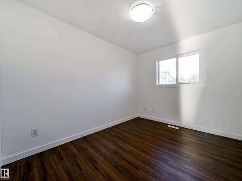 11721 80 Street, Edmonton, AB - Indoor Photo Showing Other Room