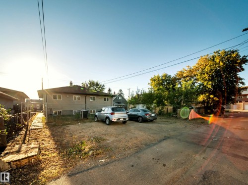 11721 80 Street, Edmonton, AB - Outdoor