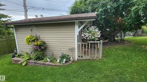 5307 Ravine Drive, Elk Point, AB - Outdoor With Exterior