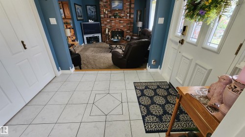 5307 Ravine Drive, Elk Point, AB - Indoor Photo Showing Other Room