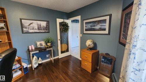 5307 Ravine Drive, Elk Point, AB - Indoor Photo Showing Other Room