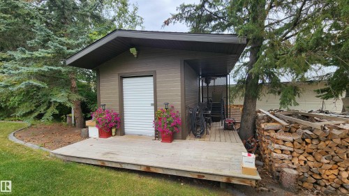 5307 Ravine Drive, Elk Point, AB - Outdoor