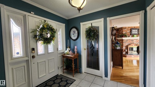 5307 Ravine Drive, Elk Point, AB - Indoor Photo Showing Other Room